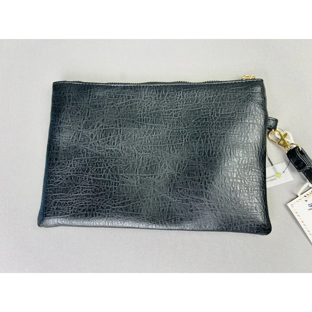 Aeropostale Black Faux Leather Zipper Pouch Cosmetic Clutch‎ Aero Bag NWT